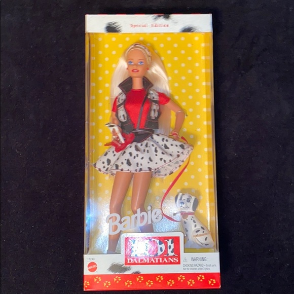NRFB Disney 101 Dalmatians Barbie - Picture 1 of 6